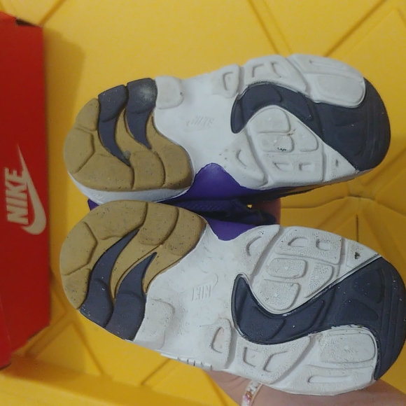 Nike diamond turf 2 09(TD) girl/boy size 7c - Picture 7 of 7